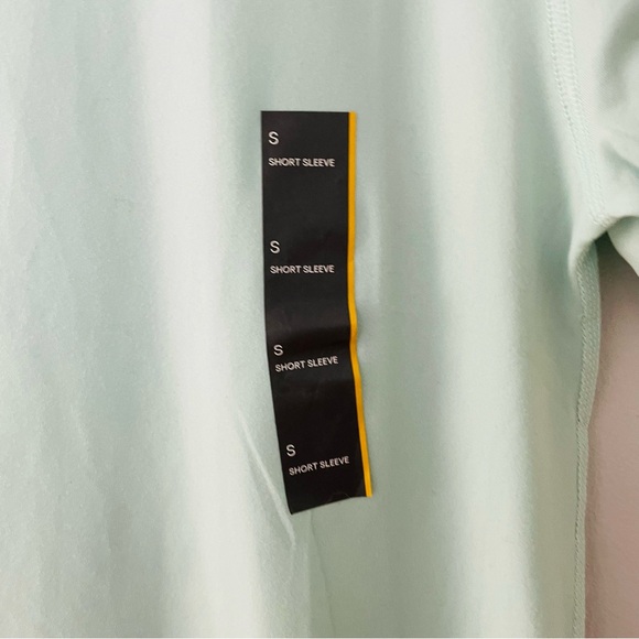 AIM NWT Light Blue Short Sleeved Performance T-Shirt - Picture 10 of 12